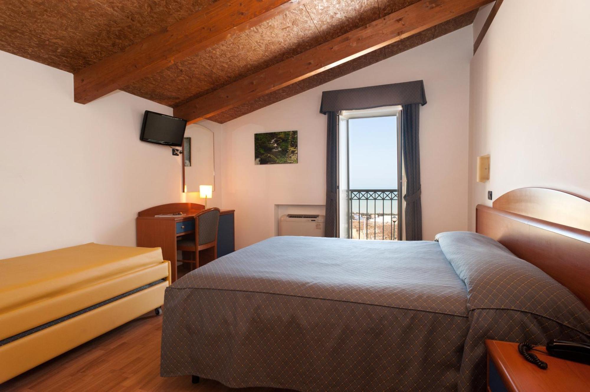 Casa Ferretti Di Ferretti Village Silvi Marina Zimmer foto