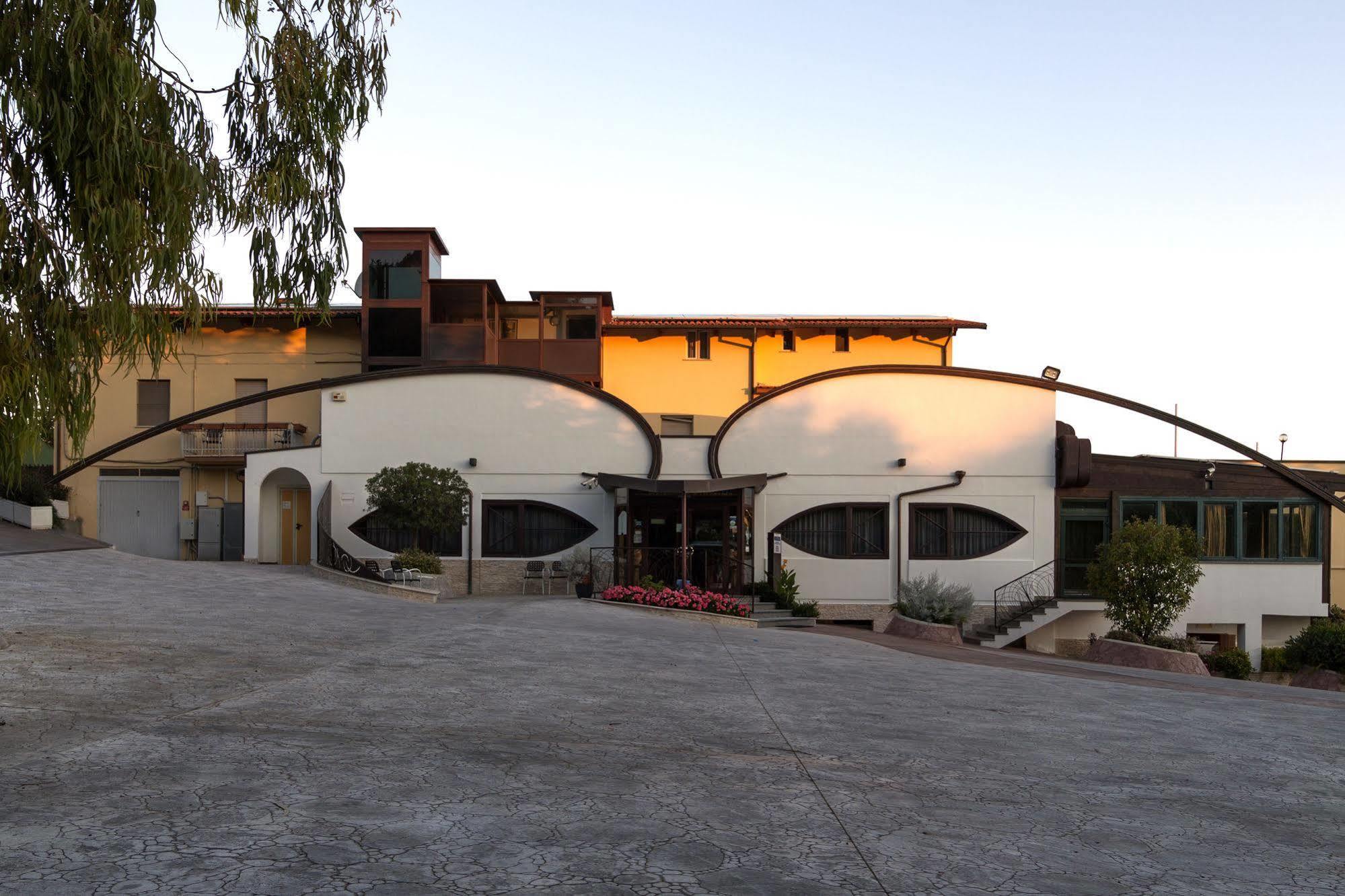 Casa Ferretti Di Ferretti Village Silvi Marina Exterior foto